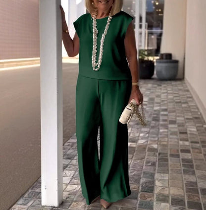 Caledona - Elegant Comfy Set