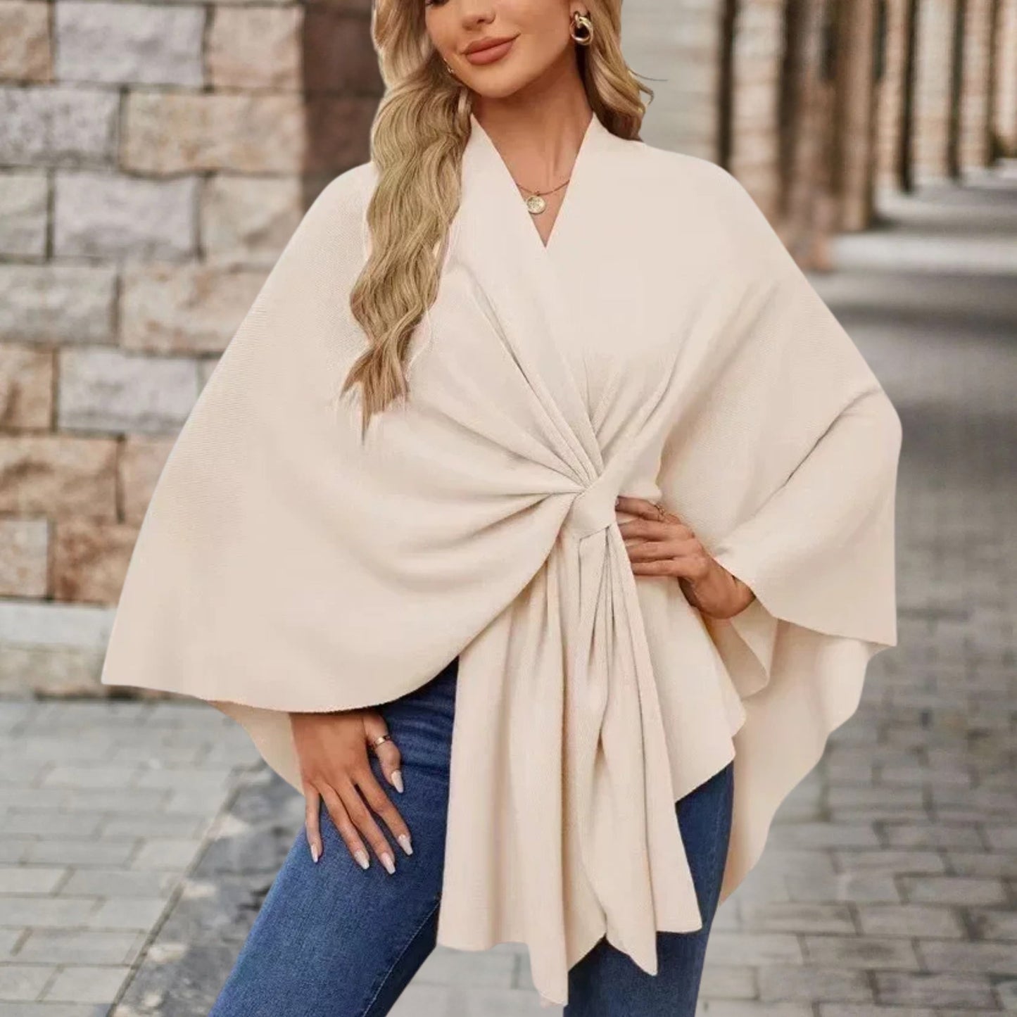 Lia™ – Chic Poncho