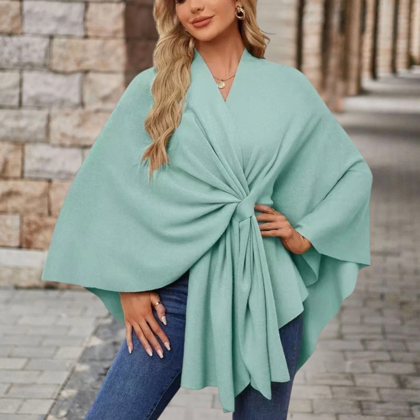 Lia™ – Chic Poncho