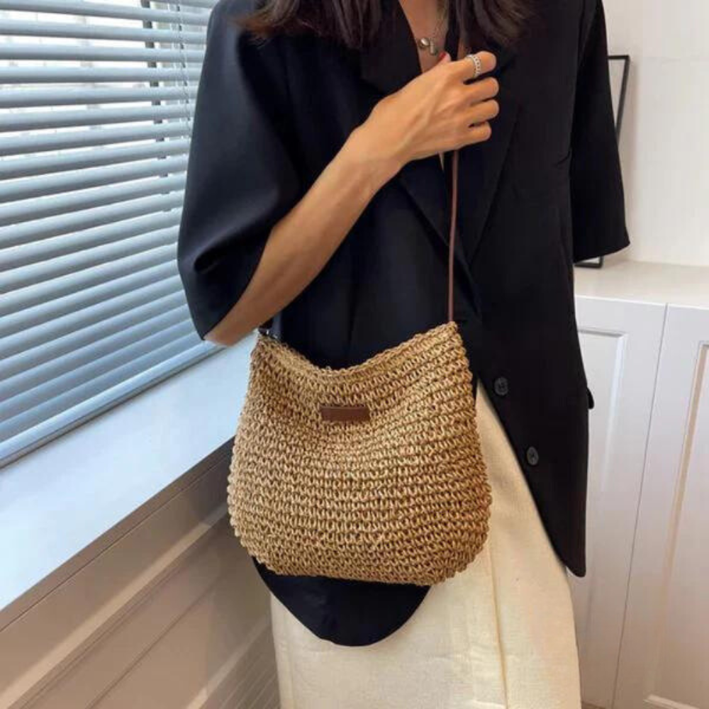 Fredhild | Classic Woven Style Shoulder Bag