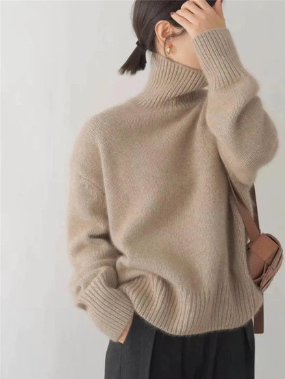 Isabella™ - Elegant Cashmere Turtleneck