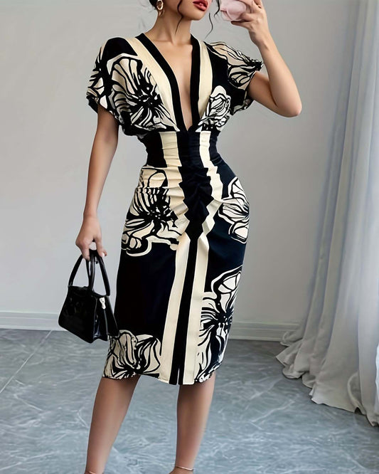 Hodiah™ - Chic Pleated Dress