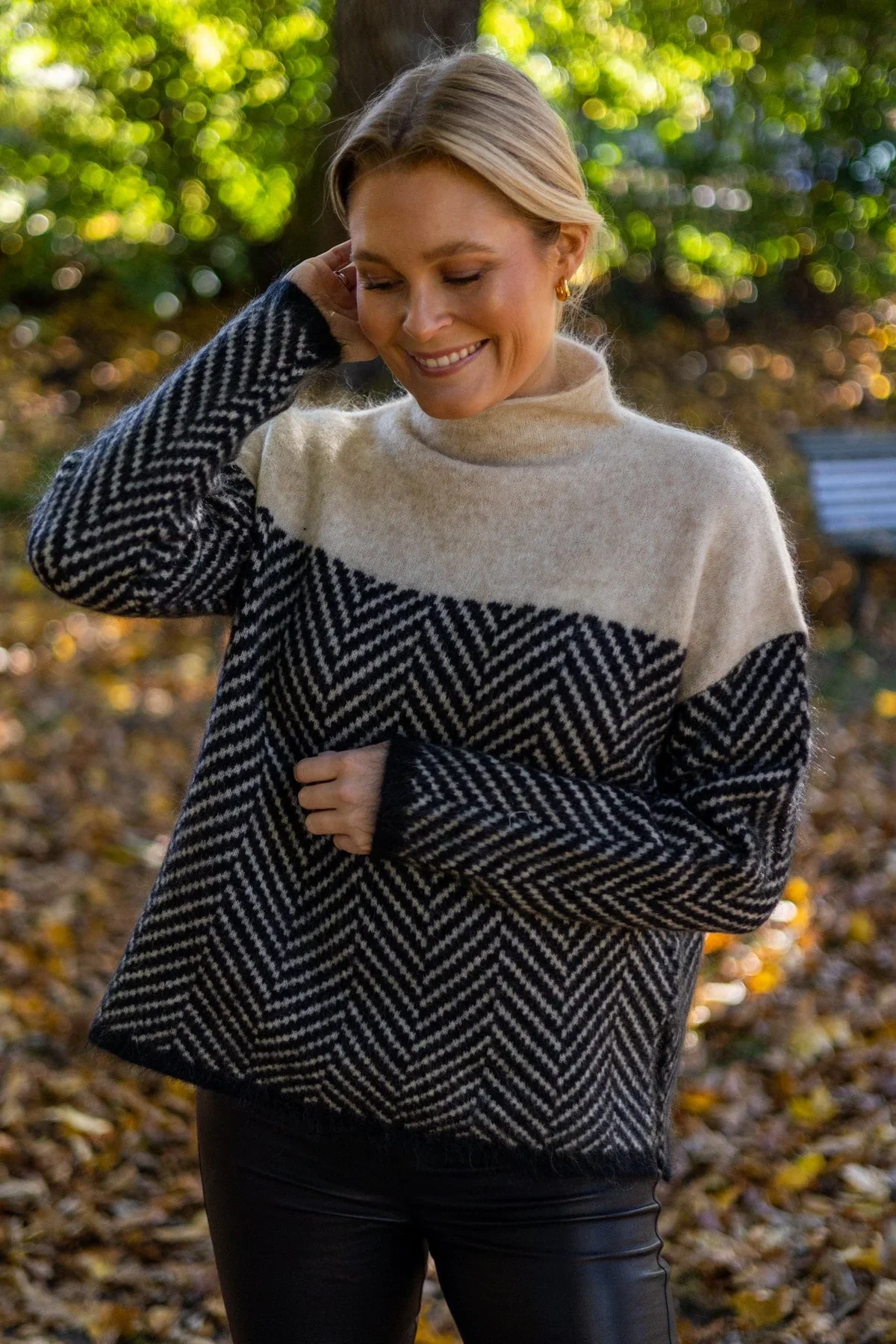 Maeve - Cosy Roll Neck Jumper