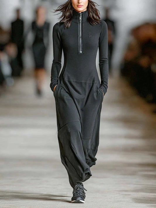 Casual Maxi Dress with Black Turtleneck and Zip-Up Design