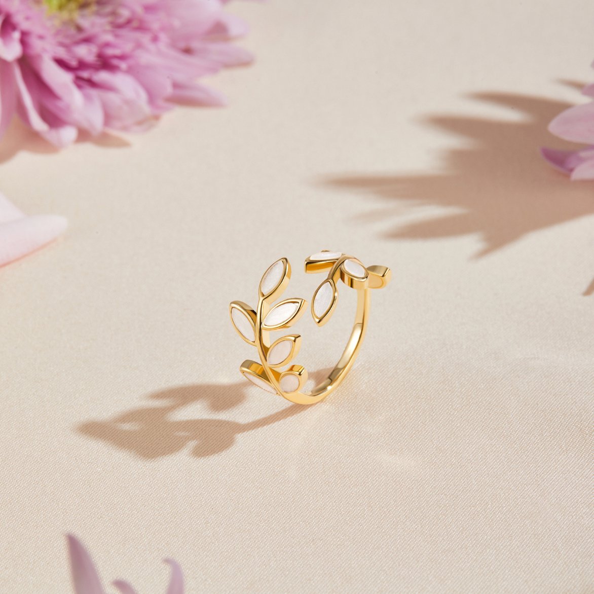 Olga - Goldblatt Ring