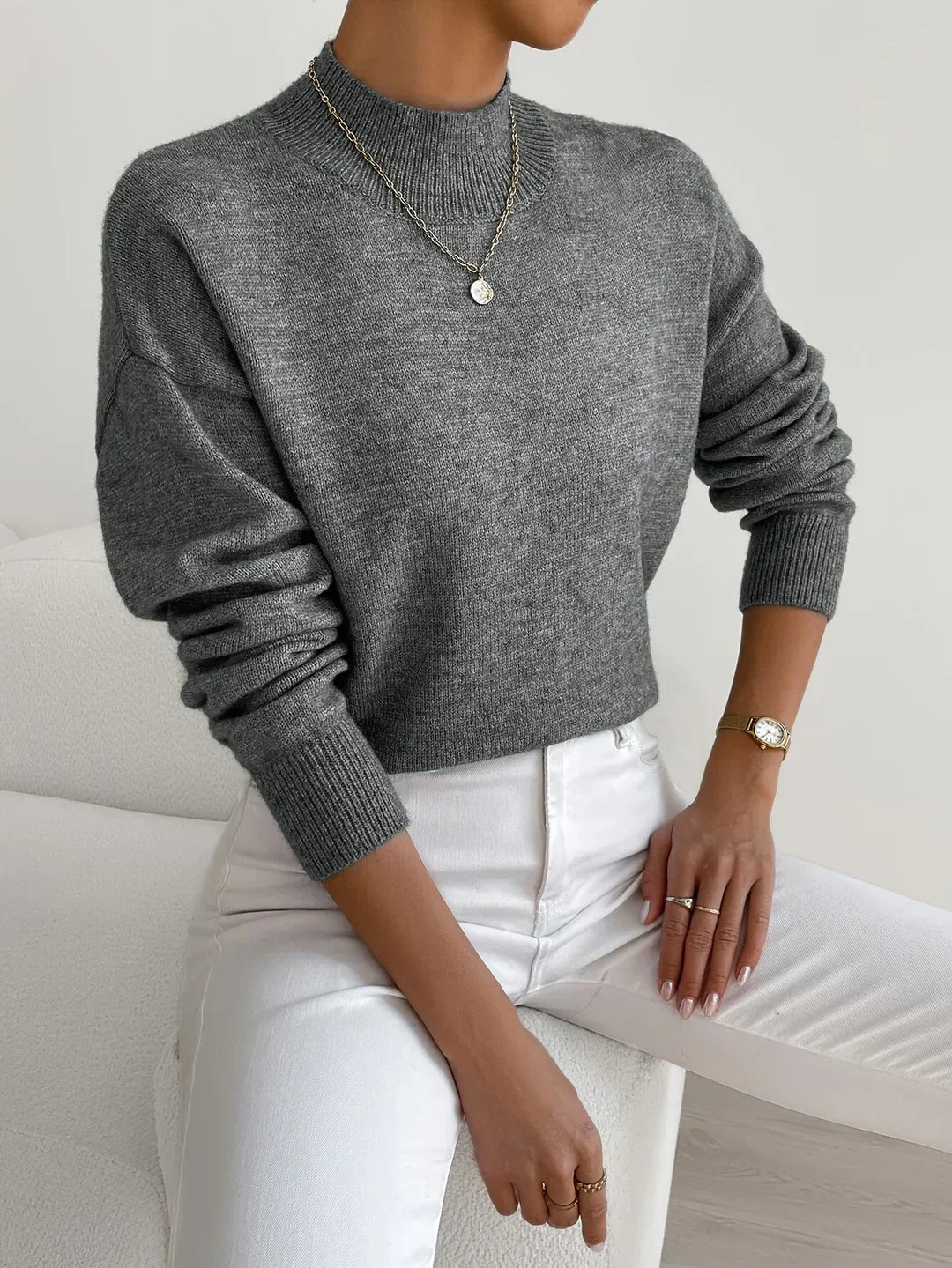 Donna™ – Classic Turtleneck