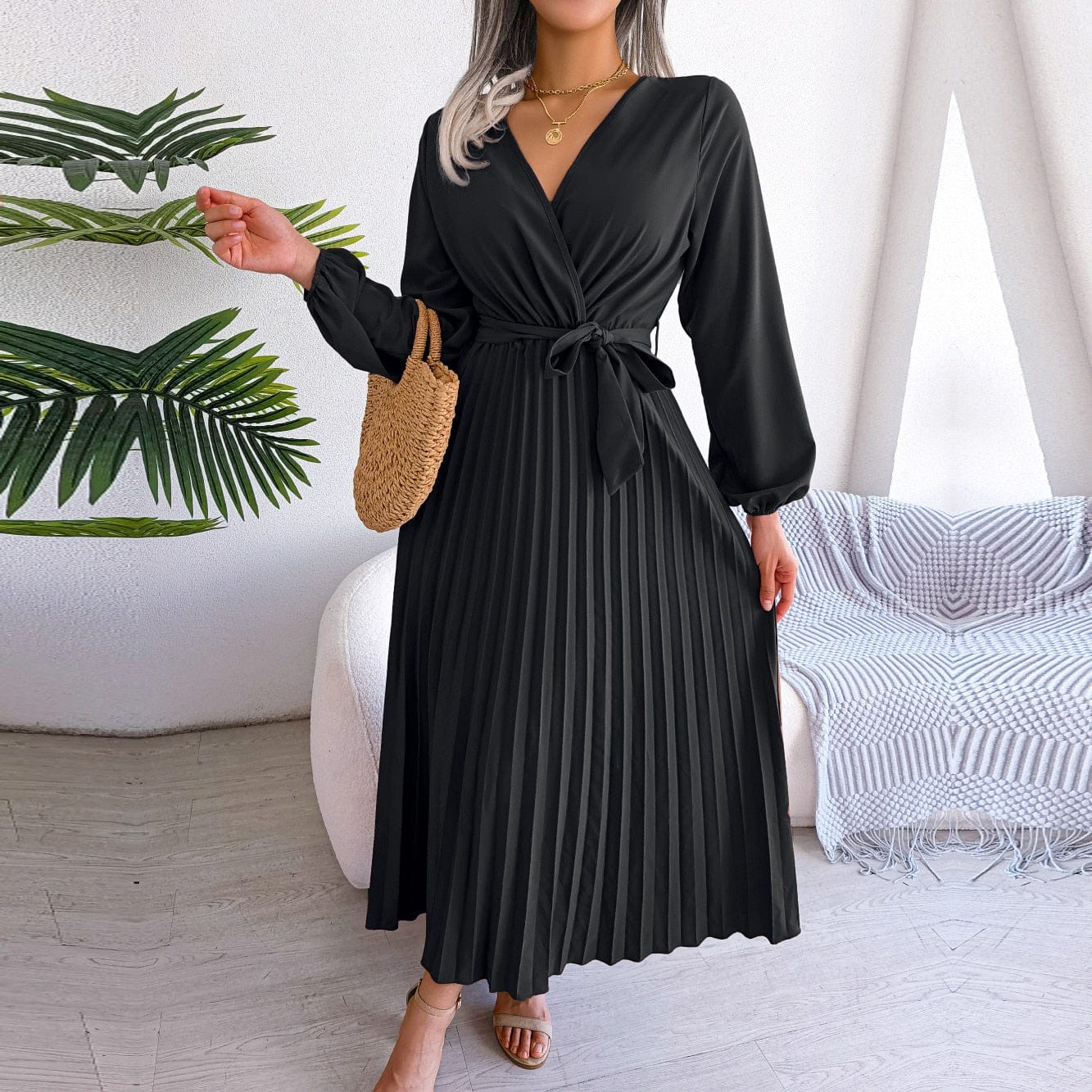Amy™ Black Elegant Maxi Dress with V-Neck Festive Boho Style